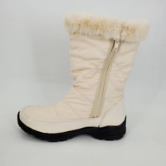 Easy Street Womens Cuddle Winter Boots Ivory Quilted Zipper Faux Fur Trim‎ 6.5 W - Picture 2 of 11